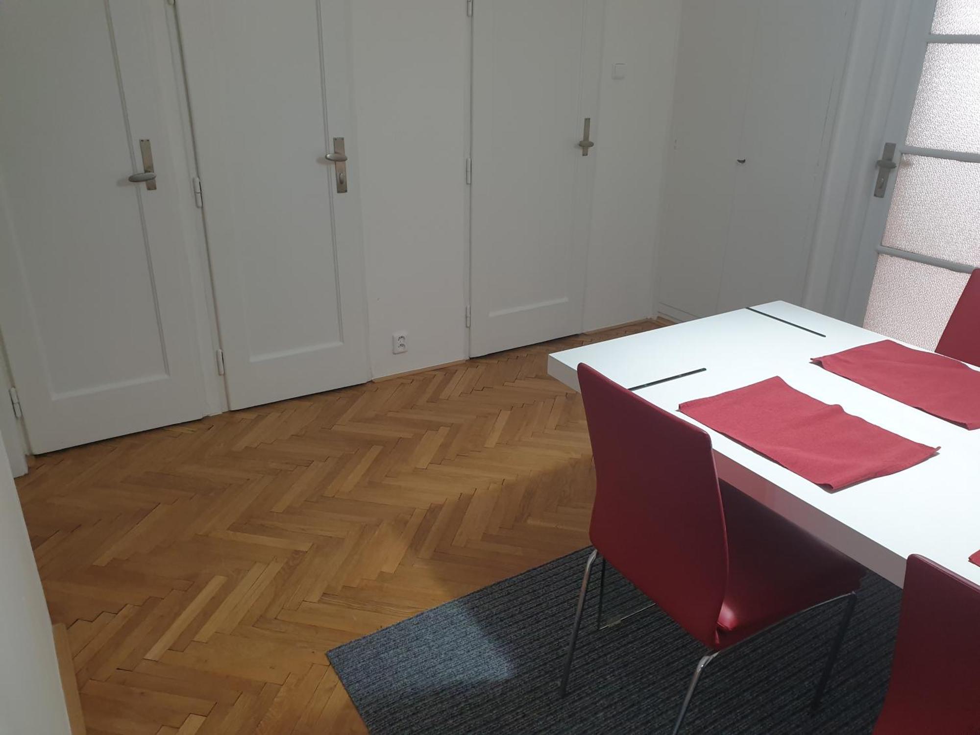 Newly Refurbished Praga
